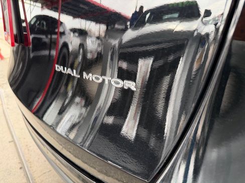 Used 2021 Tesla Model Y Long Range image 16