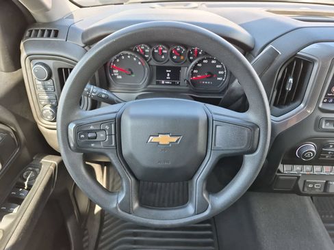 Used 2022 Chevrolet Silverado 1500 Custom AWD/4WD image 22