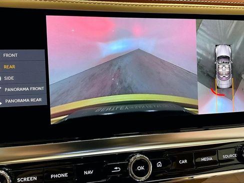 Used 2024 Bentley Continental GT image 25