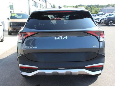 Used 2023 Kia Sportage EX AWD/4WD image 29