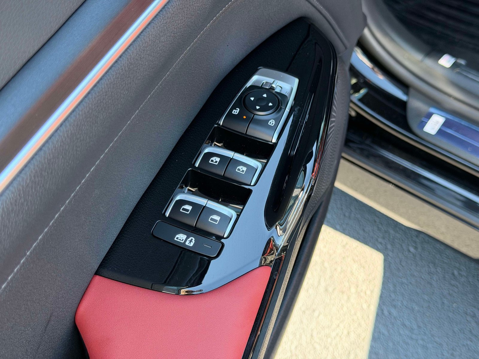 New 2027 Kia K5 GT-Line FWD image 13