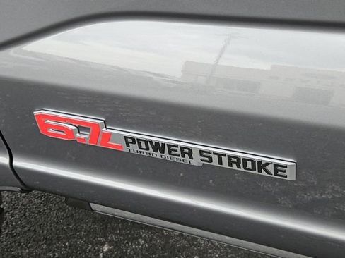 New 2025 Ford F250 Platinum w/ Tremor Off-Road Package image 13