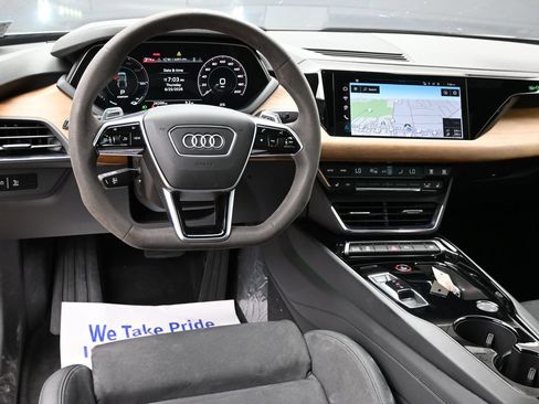 Used 2024 Audi e-tron GT Premium Plus AWD/4WD image 25