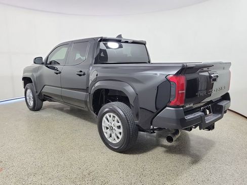 Used 2025 Toyota Tacoma SR AWD/4WD image 7