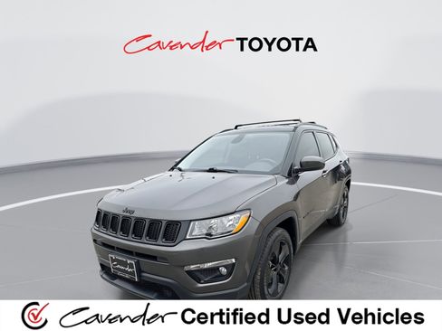 Used 2019 Jeep Compass Altitude image 1