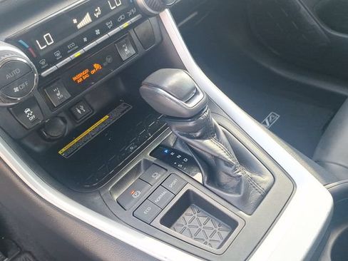 Used 2019 Toyota RAV4 XLE Premium w/ Advanced Technology Package FWD image 23