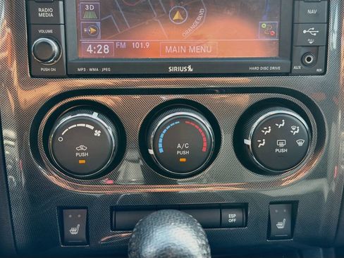 Used 2010 Dodge Challenger SRT8 w/ SRT Option Group II RWD image 28