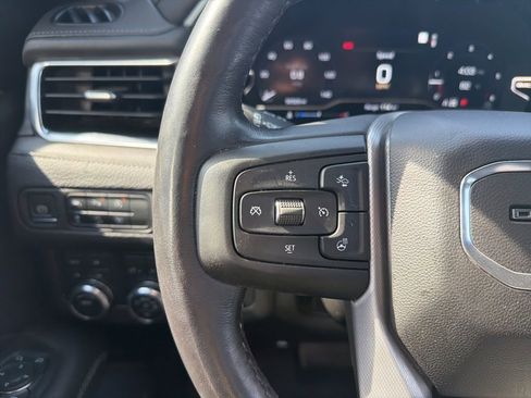 Used 2023 GMC Yukon Denali AWD/4WD image 14