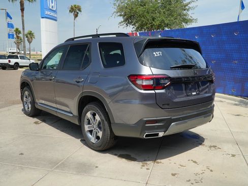 New 2026 Honda Pilot EX-L image 8