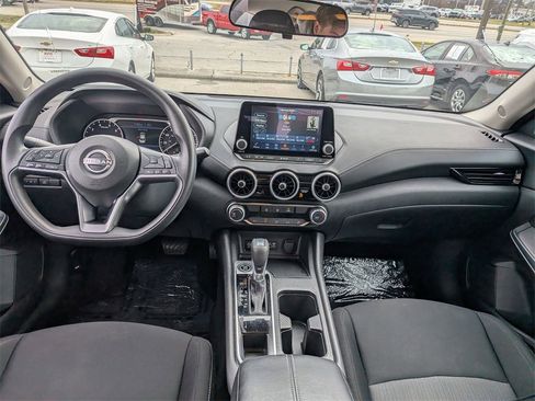 Used 2024 Nissan Sentra SV image 25