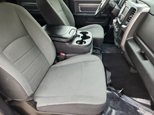 Used 2021 RAM 1500 Classic SLT AWD/4WD image 15