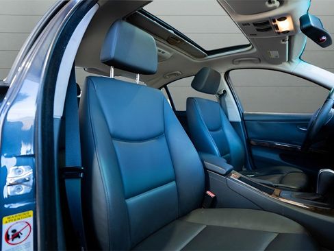 Used 2006 BMW 325i Sedan image 28