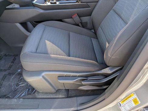 New 2026 Chevrolet Equinox LT w/ Safety and Technology Package image 4