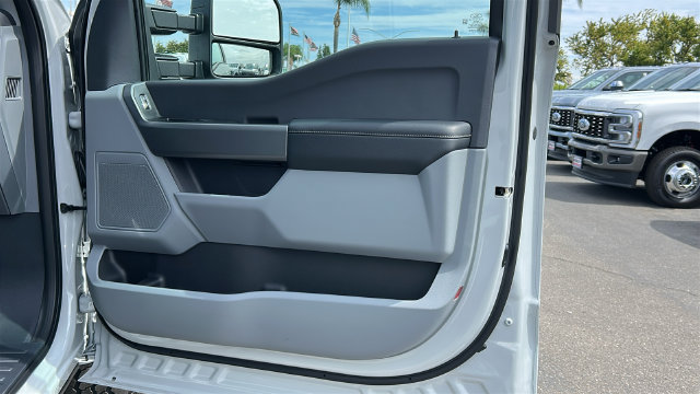 New 2026 Ford F350 XL w/ STX Appearance Package AWD/4WD image 10