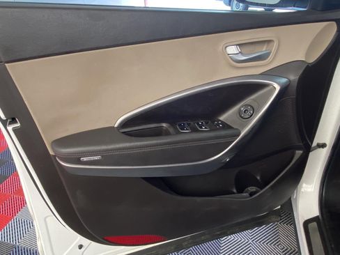 Used 2017 Hyundai Santa Fe Sport AWD/4WD image 14