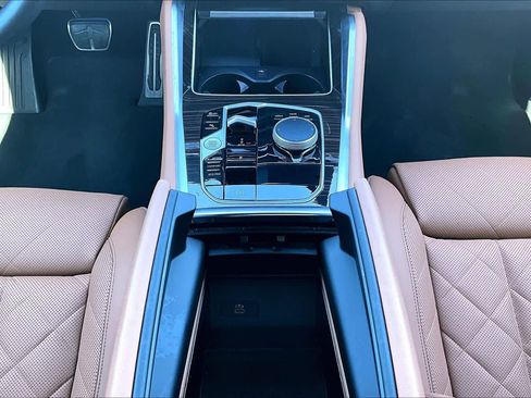 Used 2026 BMW X6 xDrive40i image 35