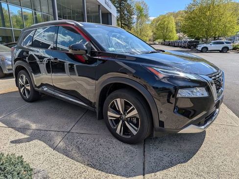 Certified 2023 Nissan Rogue Platinum w/ Platinum Premium Package AWD/4WD image 1