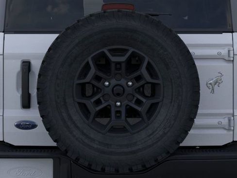 New 2026 Ford Bronco Badlands image 24