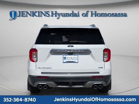 Used 2020 Ford Explorer Platinum w/ Premium Technology Package image 4