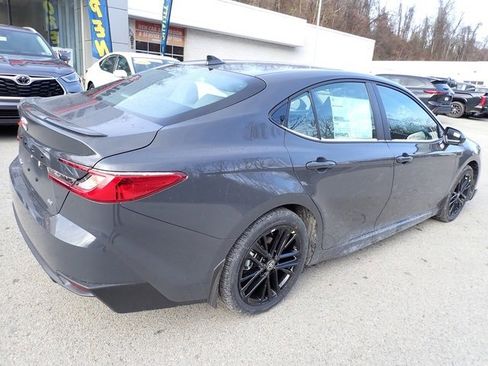 New 2026 Toyota Camry SE image 3
