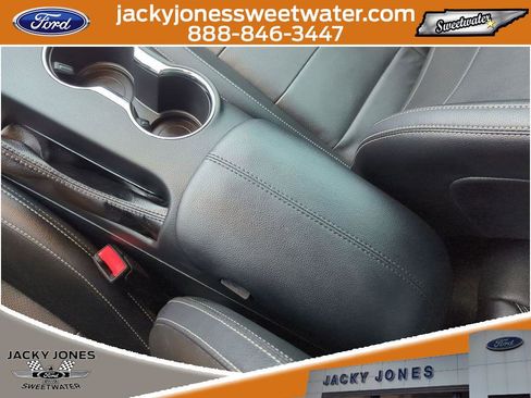 Certified 2017 Ford Mustang GT Premium w/ Equipment Group 401A image 27