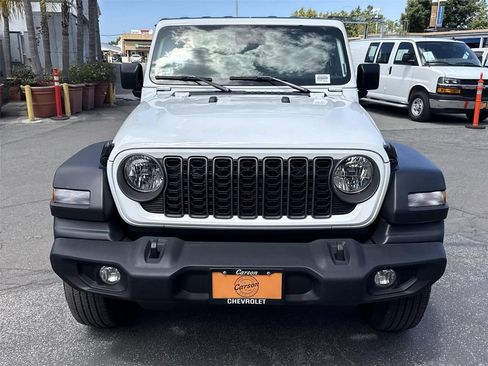 Used 2025 Jeep Wrangler Unlimited Sport AWD/4WD image 8