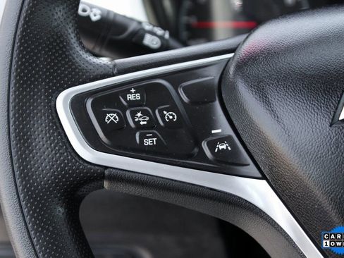 Used 2022 Chevrolet Equinox LS image 18