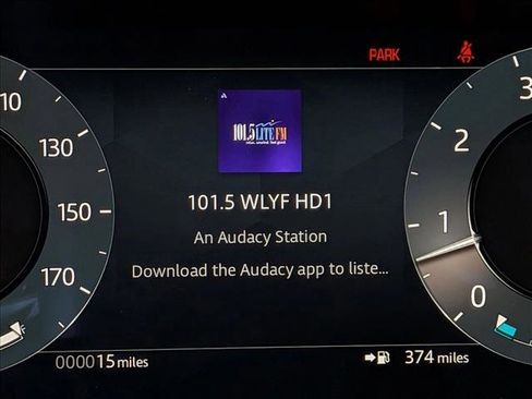 New 2026 Land Rover Range Rover Velar Dynamic SE image 10