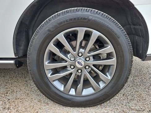 Used 2021 Ford Expedition Limited RWD image 35