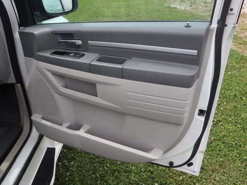 Used 2010 Dodge Grand Caravan SE w/ Popular Equipment Group FWD image 35