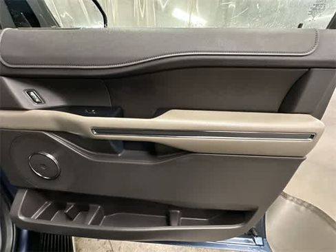 Used 2018 Ford Expedition XLT w/ Equipment Group 202A image 23