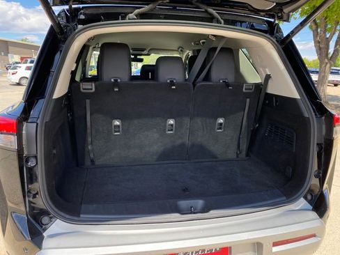 Certified 2025 Nissan Pathfinder SL AWD/4WD image 26