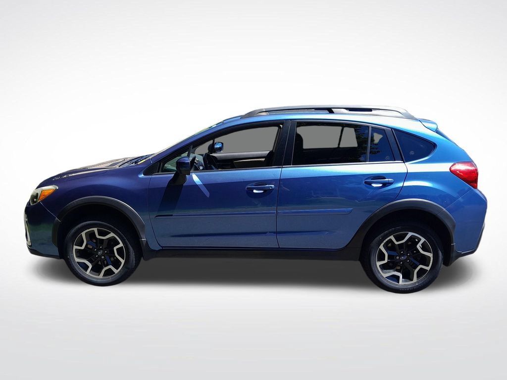 Used 2017 Subaru Crosstrek 2.0i Premium AWD/4WD image 4