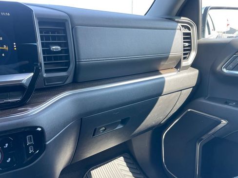 Used 2023 Chevrolet Silverado 1500 LT AWD/4WD image 42