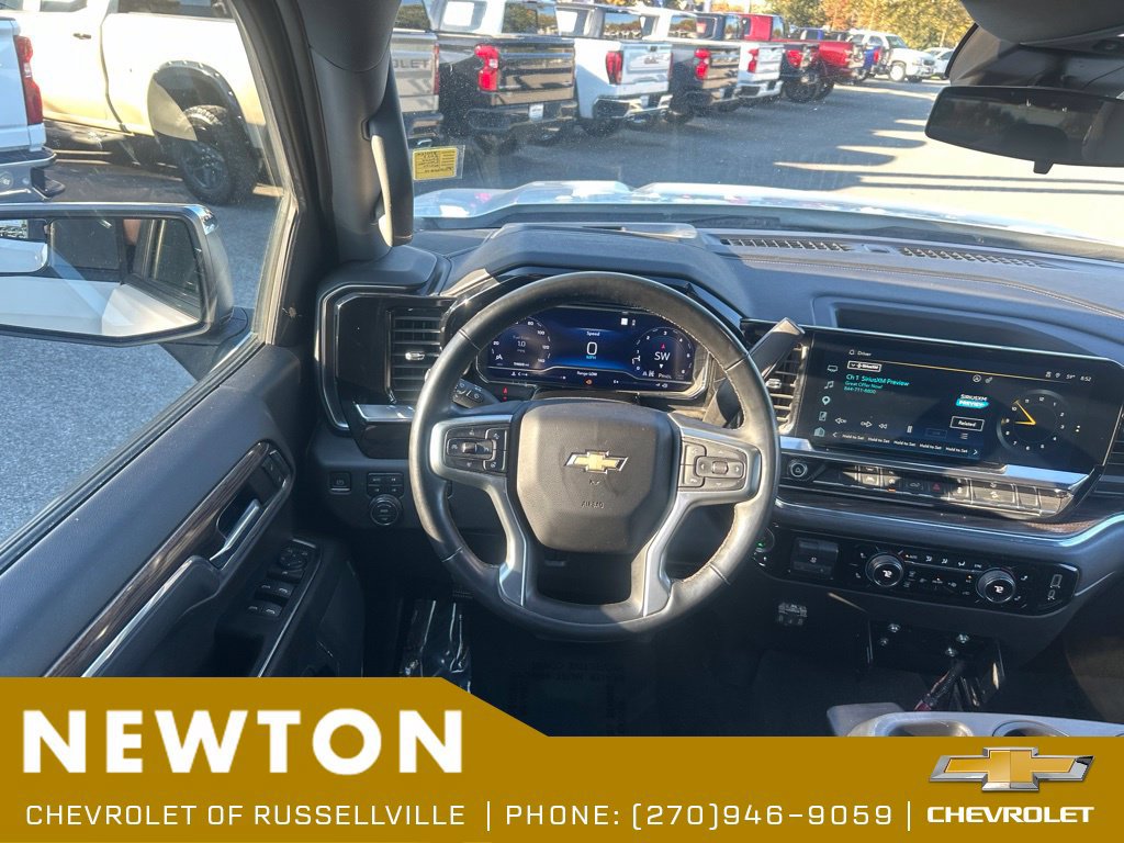 Used 2023 Chevrolet Silverado 1500 LT AWD/4WD image 22