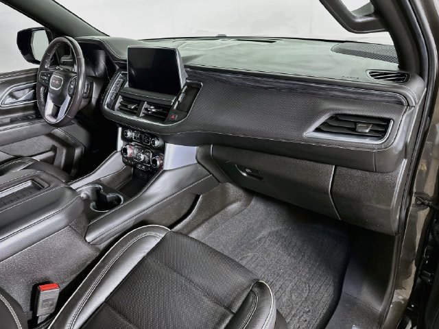 Used 2021 GMC Yukon XL SLT w/ SLT Luxury Plus Package AWD/4WD image 37