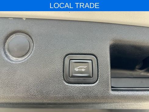 Used 2019 Chevrolet Equinox Premier AWD/4WD image 17