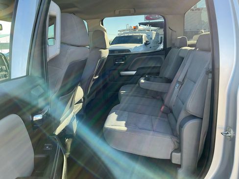 Used 2015 Chevrolet Silverado 3500 LT w/ LT Convenience Package image 13
