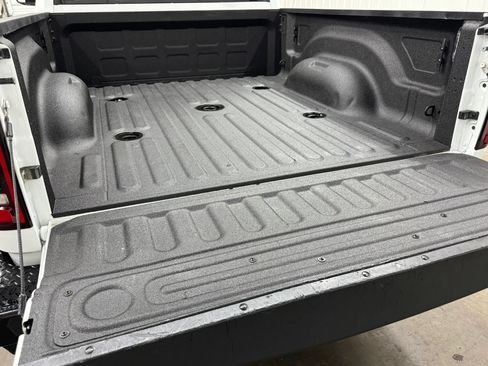 Used 2022 RAM 2500 Laramie AWD/4WD image 5