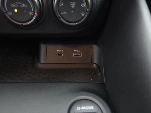 Used 2023 Nissan Z Performance w/ Floor Mat Package (L93) image 22