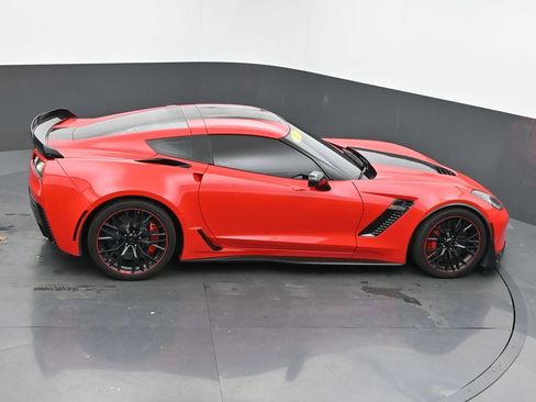 Used 2017 Chevrolet Corvette Z06 w/ Z07 Performance Package image 37