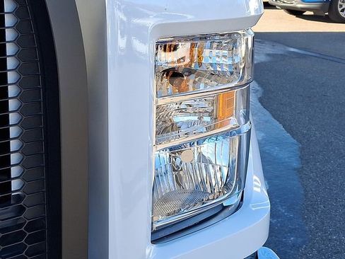 Used 2023 Ford F650 2WD Regular Cab Super Duty image 10