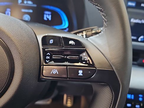 New 2026 Hyundai Elantra SEL Sport Premium FWD image 17