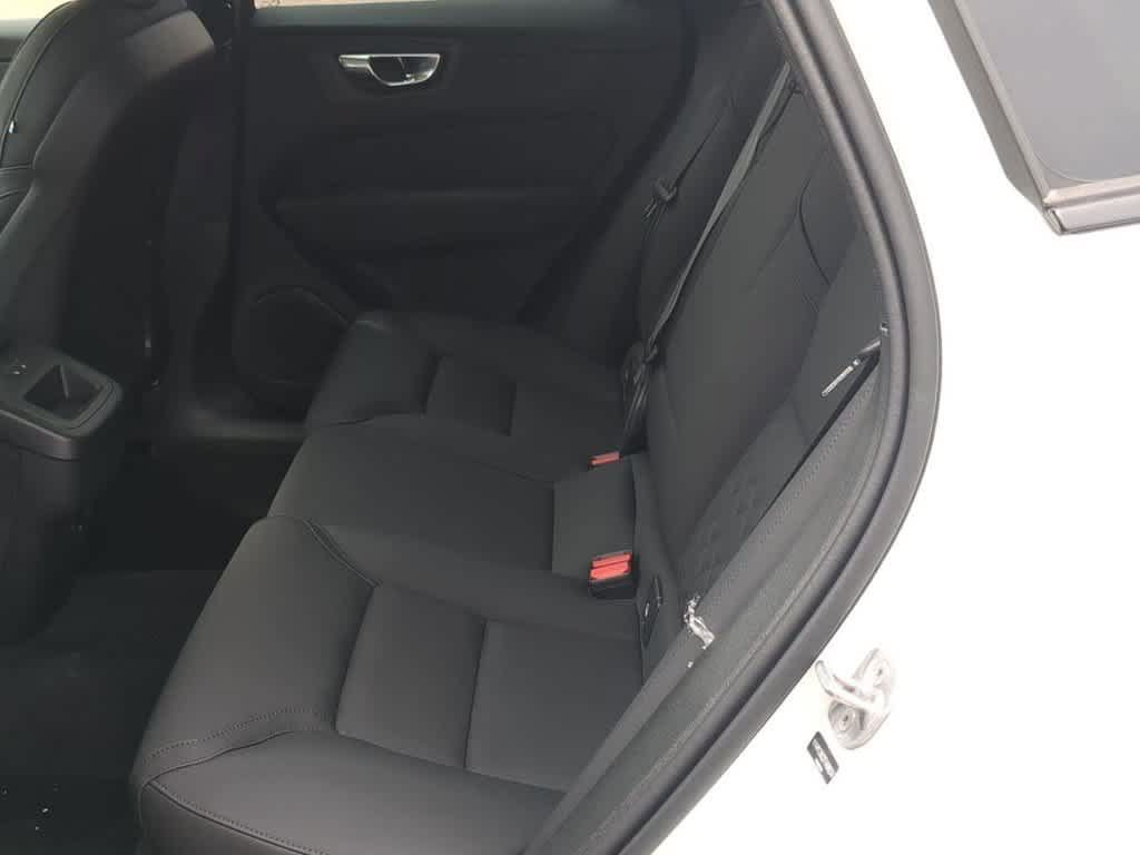 Used 2026 Volvo XC60 B5 Plus w/ Protection Package Premier AWD/4WD image 18