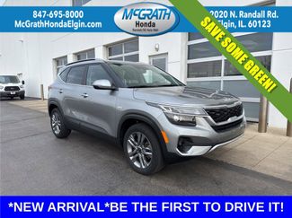 Used 2023 Kia Seltos S w/ Navigation Package video 1