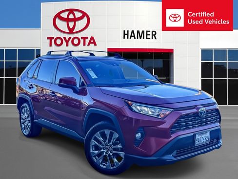 Certified 2020 Toyota RAV4 XLE Premium image 1