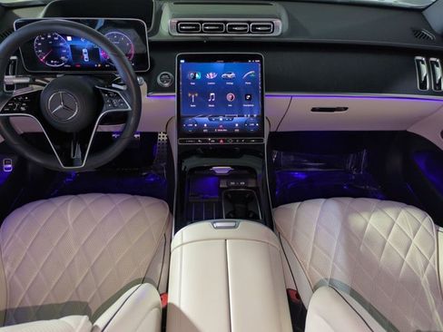 Certified 2022 Mercedes-Benz S 580 4MATIC Sedan image 17