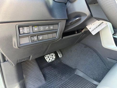 New 2026 Toyota Tundra SR5 AWD/4WD image 16