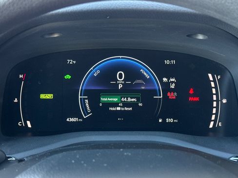 Used 2025 Toyota Camry LE FWD image 24