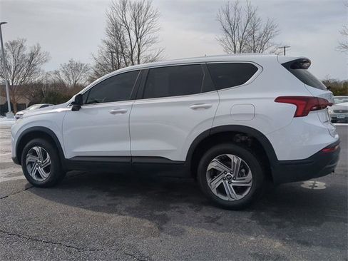 Used 2023 Hyundai Santa Fe SE image 6